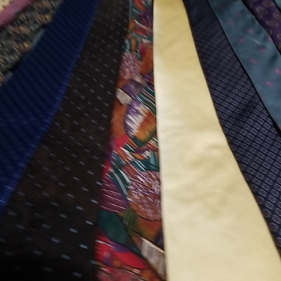Lot of 13 Vintage silk ties - Picture 3 of 6